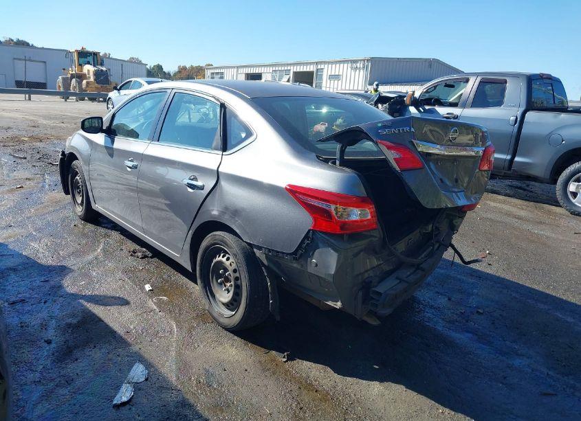 Photo 3 of 2019 Nissan Sentra S (VIN 3N1AB7AP0KY262910)