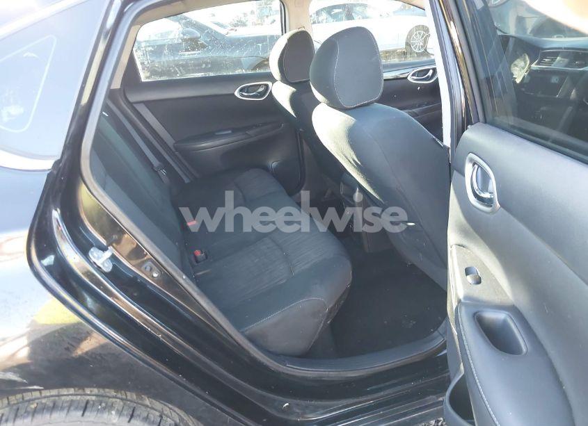 Photo 8 of 2019 Nissan Sentra SV (VIN 3N1AB7AP0KY275852)