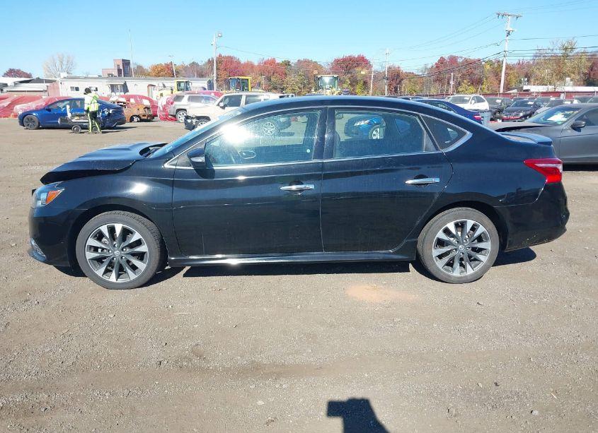 Photo 14 of 2019 Nissan Sentra SR (VIN 3N1AB7AP0KY276077)