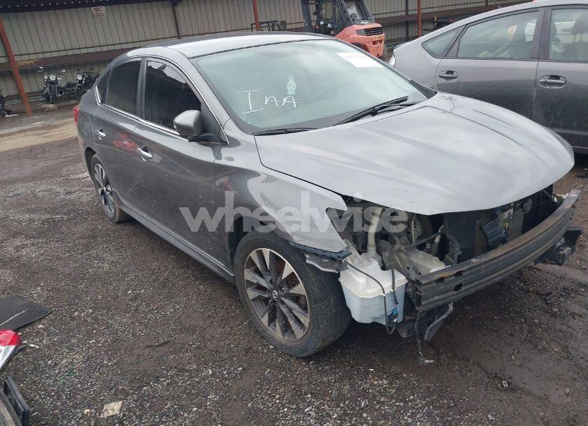 2019 Nissan Sentra SR (VIN 3N1AB7AP0KY279738) main photo