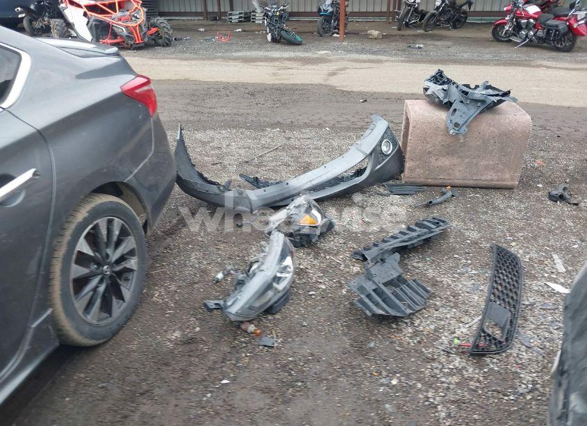 Photo 11 of 2019 Nissan Sentra SR (VIN 3N1AB7AP0KY279738)