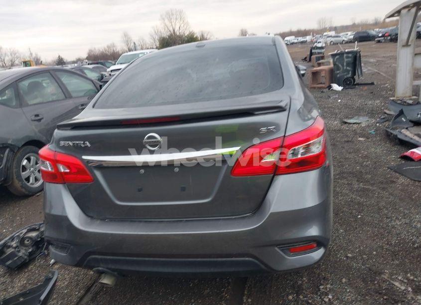 Photo 16 of 2019 Nissan Sentra SR (VIN 3N1AB7AP0KY279738)