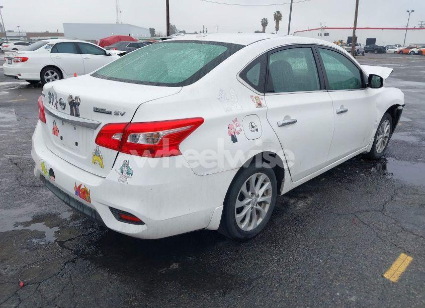 Photo 4 of 2019 Nissan Sentra SV (VIN 3N1AB7AP0KY291615)