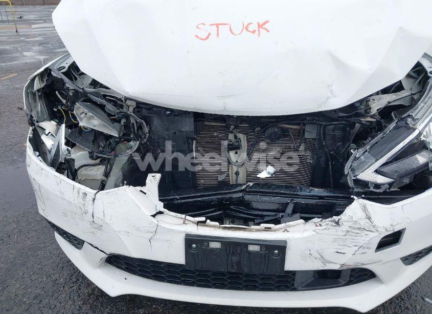 Photo 6 of 2019 Nissan Sentra SV (VIN 3N1AB7AP0KY291615)