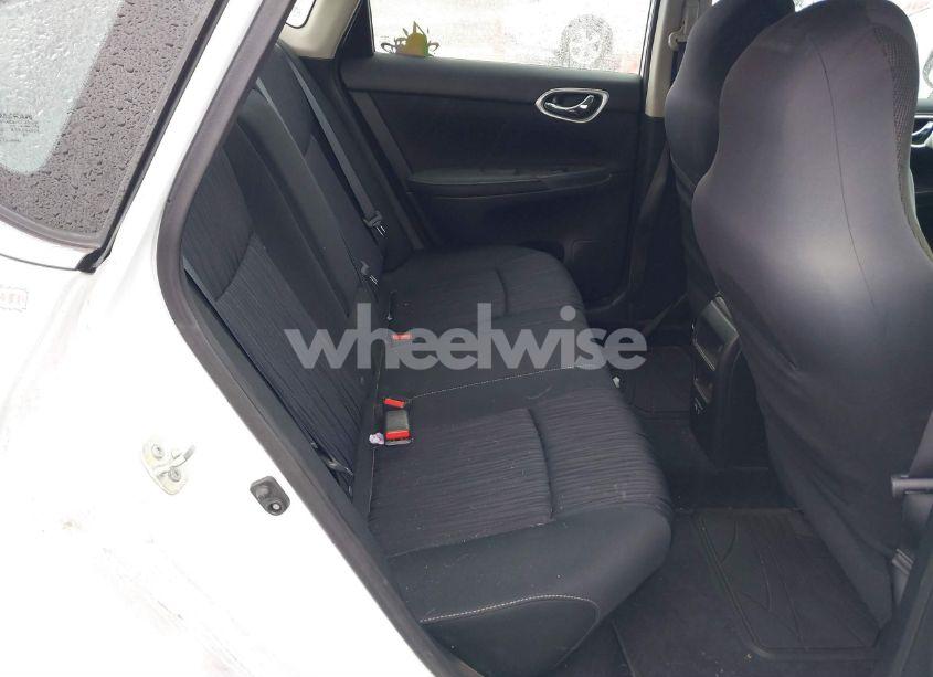 Photo 8 of 2019 Nissan Sentra SV (VIN 3N1AB7AP0KY291615)