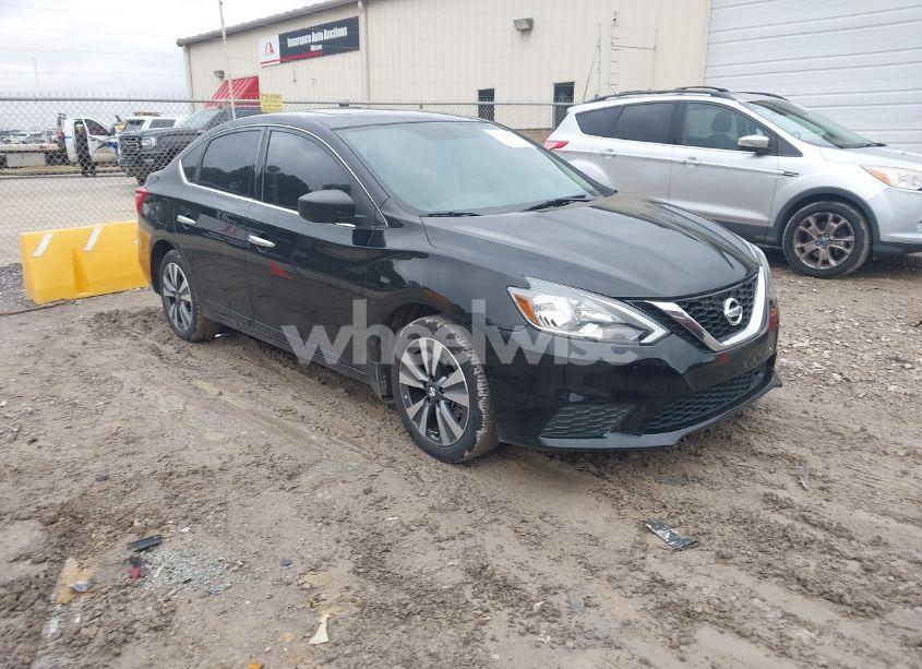 2019 Nissan Sentra SV (VIN 3N1AB7AP0KY300362) main photo