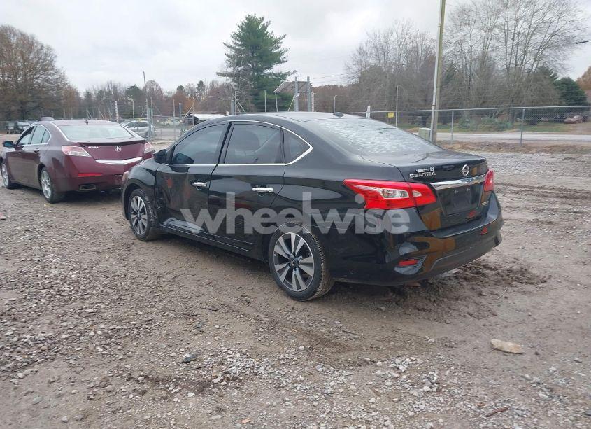 Photo 3 of 2019 Nissan Sentra SV (VIN 3N1AB7AP0KY300362)