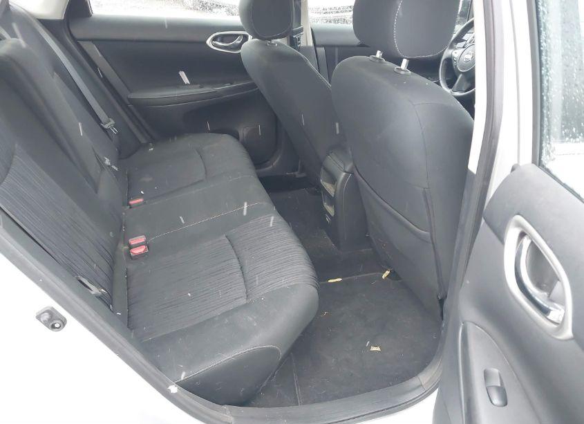 Photo 8 of 2019 Nissan Sentra SV (VIN 3N1AB7AP0KY300944)