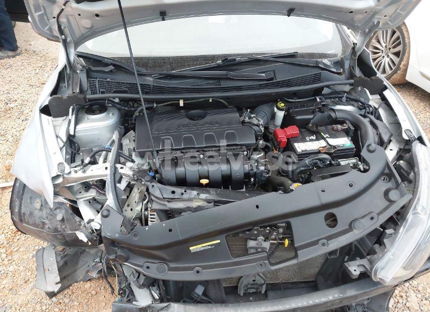 Photo 10 of 2019 Nissan Sentra SV (VIN 3N1AB7AP0KY304511)