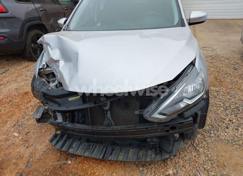 Photo 12 of 2019 Nissan Sentra SV (VIN 3N1AB7AP0KY304511)