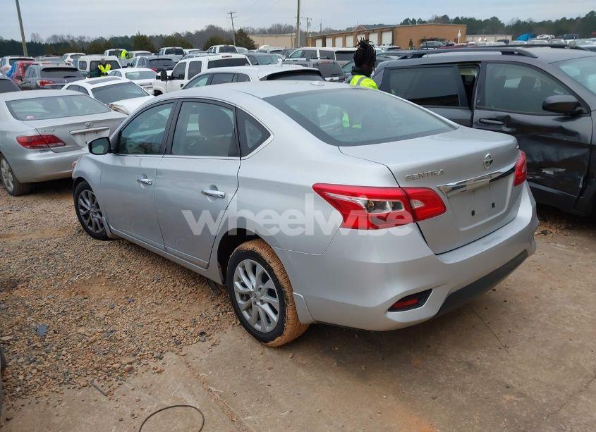 Photo 3 of 2019 Nissan Sentra SV (VIN 3N1AB7AP0KY304511)