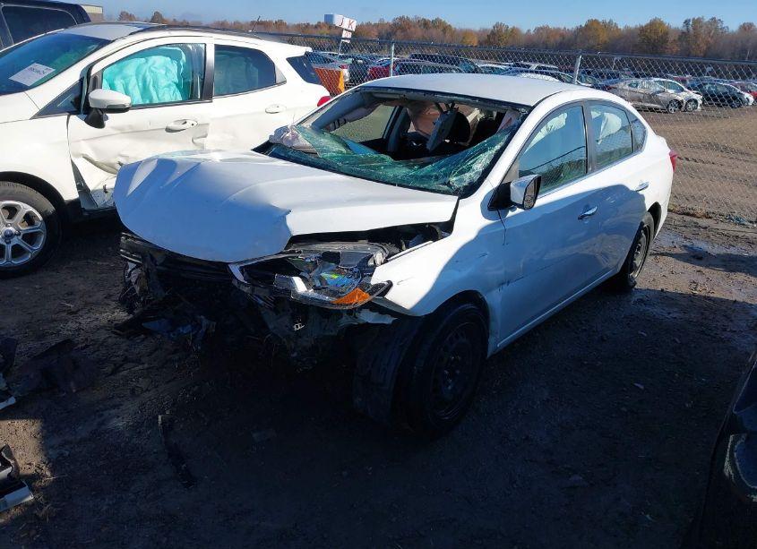 Photo 2 of 2019 Nissan Sentra S (VIN 3N1AB7AP0KY309806)