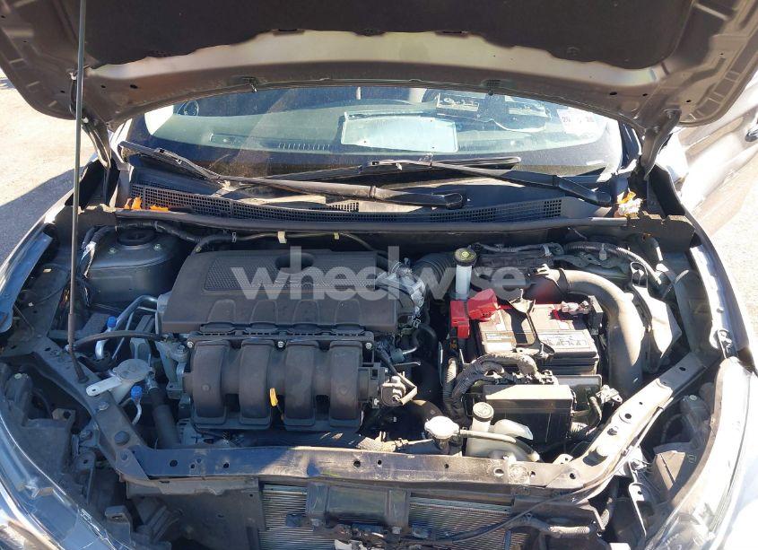 Photo 10 of 2019 Nissan Sentra SV (VIN 3N1AB7AP0KY321941)