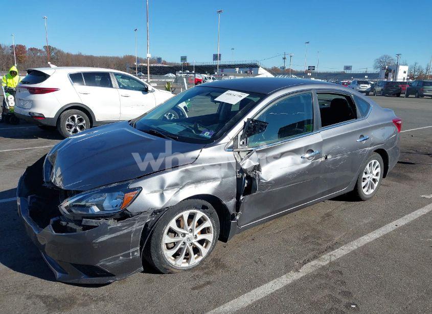 Photo 6 of 2019 Nissan Sentra SV (VIN 3N1AB7AP0KY321941)