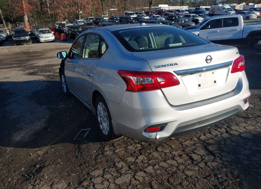Photo 3 of 2019 Nissan Sentra SV (VIN 3N1AB7AP0KY331109)