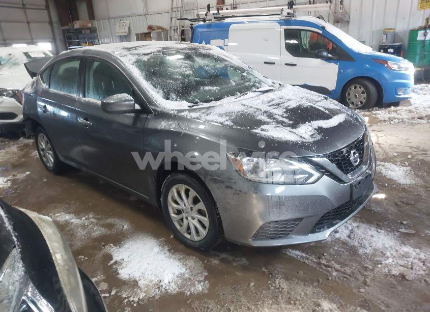 2019 Nissan Sentra SV (VIN 3N1AB7AP0KY337976) main photo
