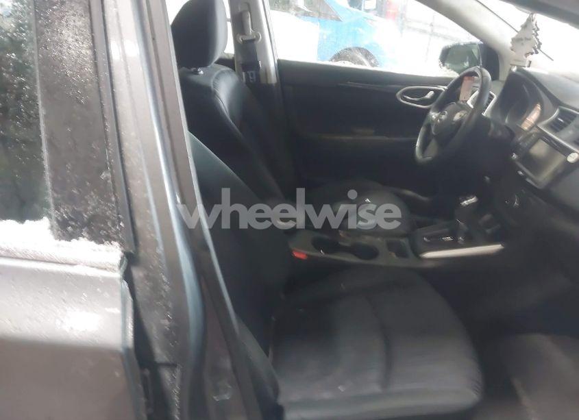 Photo 5 of 2019 Nissan Sentra SV (VIN 3N1AB7AP0KY337976)