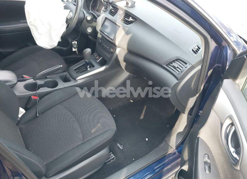 Photo 5 of 2019 Nissan Sentra S (VIN 3N1AB7AP0KY347830)