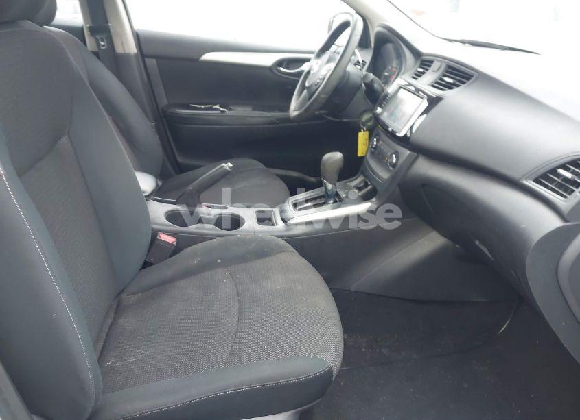 Photo 5 of 2019 Nissan Sentra S (VIN 3N1AB7AP0KY353238)