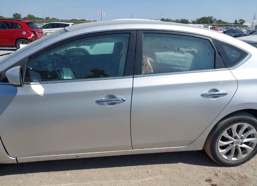 Photo 14 of 2019 Nissan Sentra SV (VIN 3N1AB7AP0KY358536)