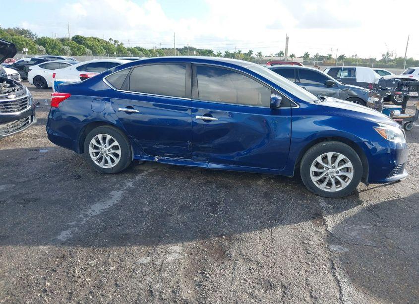 2019 Nissan Sentra SV (VIN 3N1AB7AP0KY364255) main photo