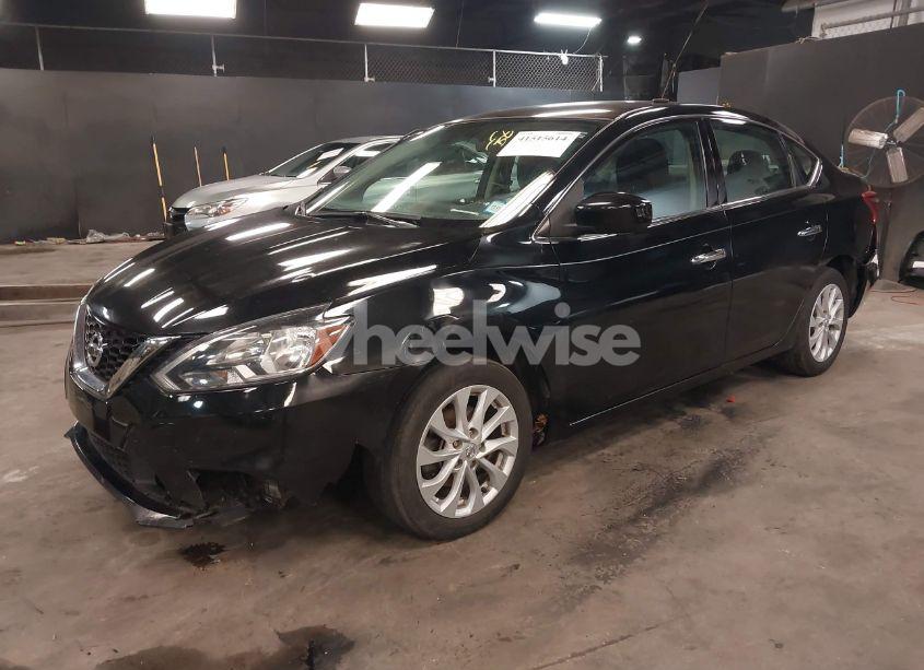 Photo 2 of 2019 Nissan Sentra SV (VIN 3N1AB7AP0KY373778)