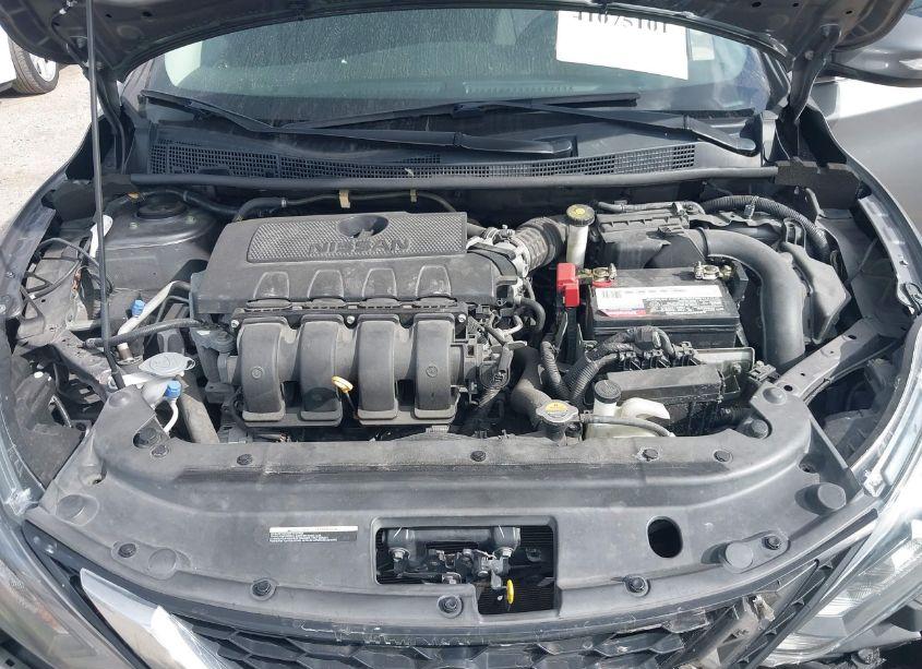 Photo 10 of 2019 Nissan Sentra SR (VIN 3N1AB7AP0KY374039)