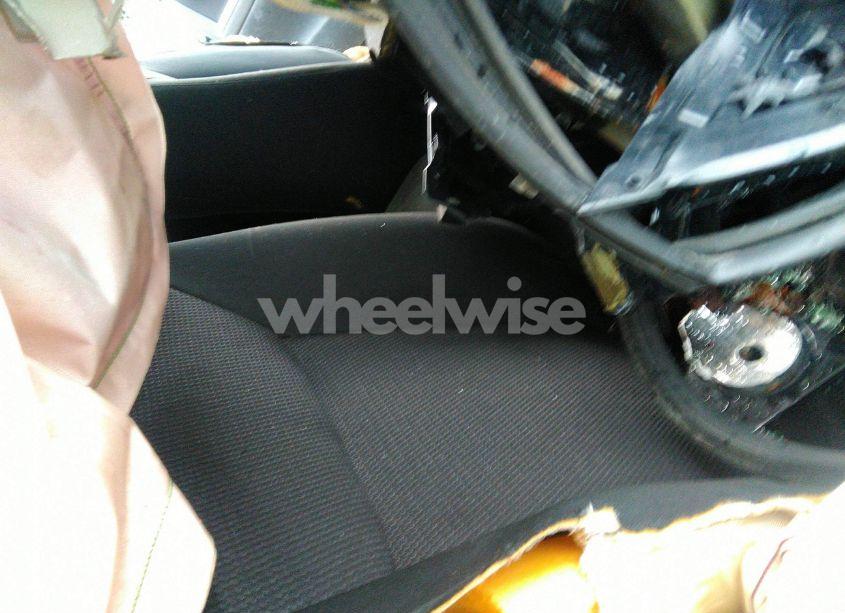 Photo 5 of 2019 Nissan Sentra S (VIN 3N1AB7AP0KY381668)