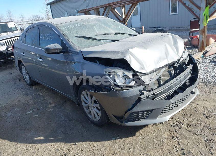 2019 Nissan Sentra SV (VIN 3N1AB7AP0KY391035) main photo