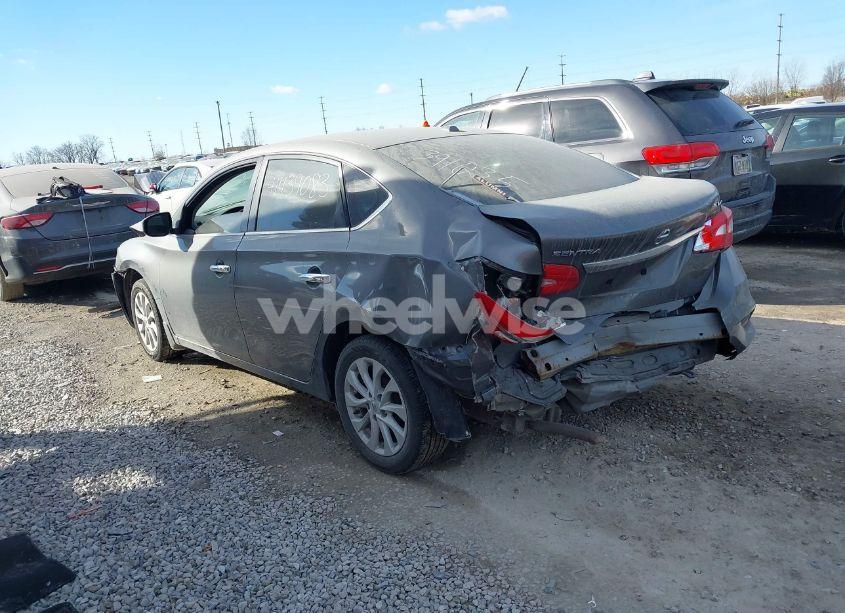 Photo 3 of 2019 Nissan Sentra SV (VIN 3N1AB7AP0KY391035)