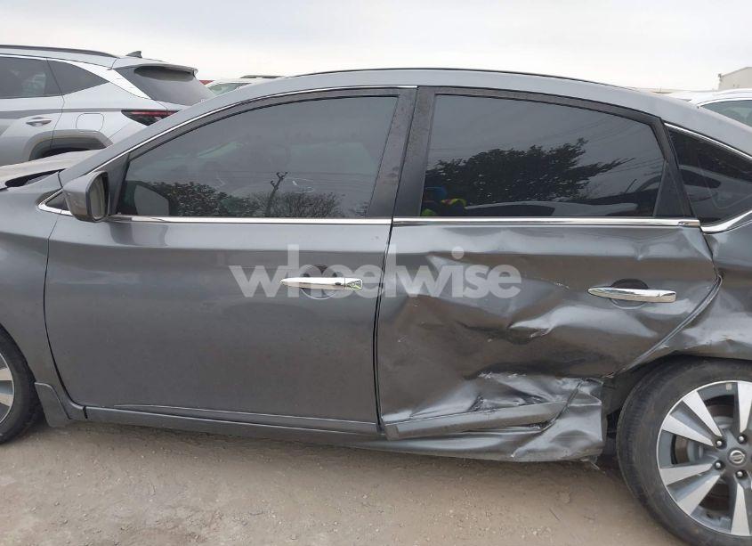 Photo 14 of 2019 Nissan Sentra SV (VIN 3N1AB7AP0KY403250)