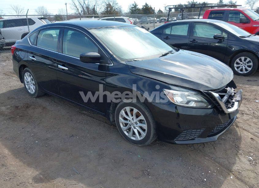 2019 Nissan Sentra SV (VIN 3N1AB7AP0KY409730) main photo