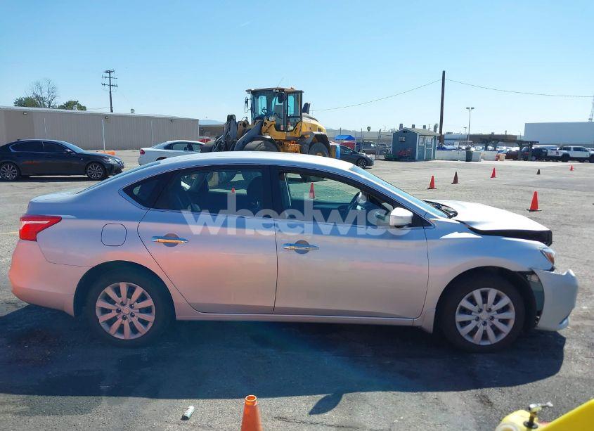 Photo 13 of 2019 Nissan Sentra S (VIN 3N1AB7AP0KY422624)