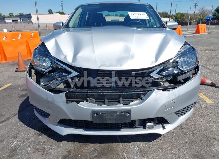 Photo 6 of 2019 Nissan Sentra S (VIN 3N1AB7AP0KY422624)