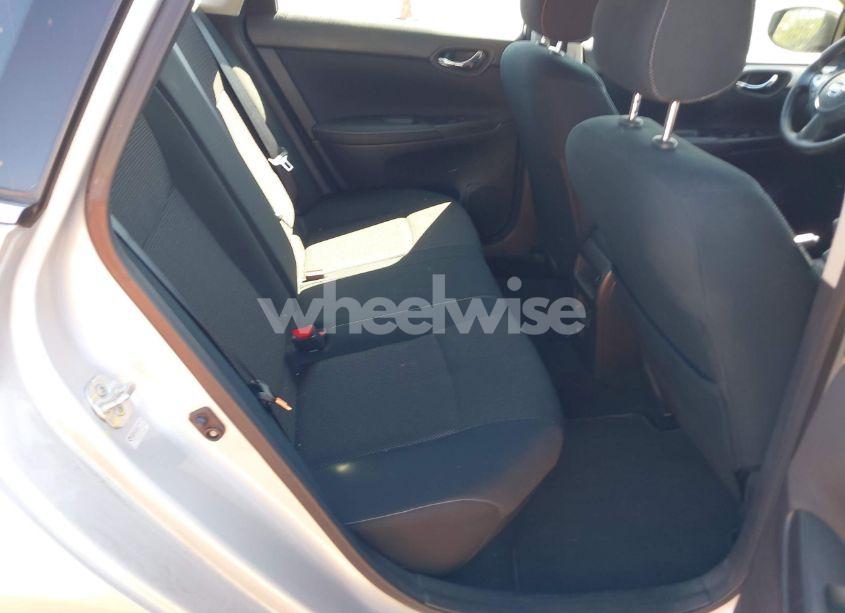 Photo 8 of 2019 Nissan Sentra S (VIN 3N1AB7AP0KY422624)