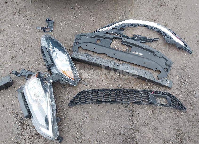 Photo 12 of 2019 Nissan Sentra SV (VIN 3N1AB7AP0KY422834)