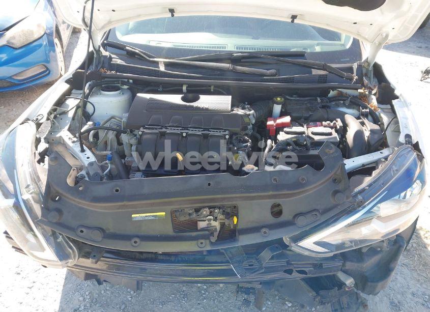 Photo 10 of 2019 Nissan Sentra SV (VIN 3N1AB7AP0KY427063)