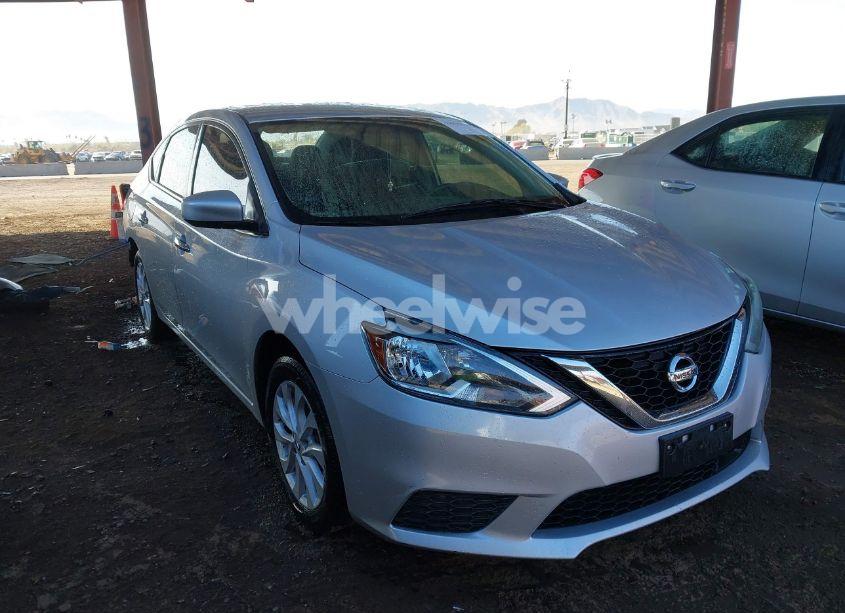 2019 Nissan Sentra SV (VIN 3N1AB7AP0KY431212) main photo