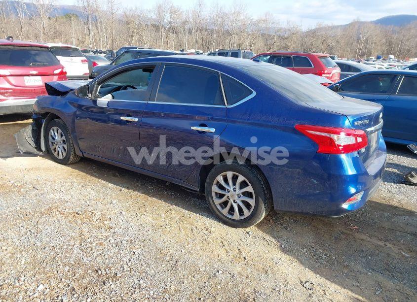 Photo 3 of 2019 Nissan Sentra SV (VIN 3N1AB7AP0KY432988)