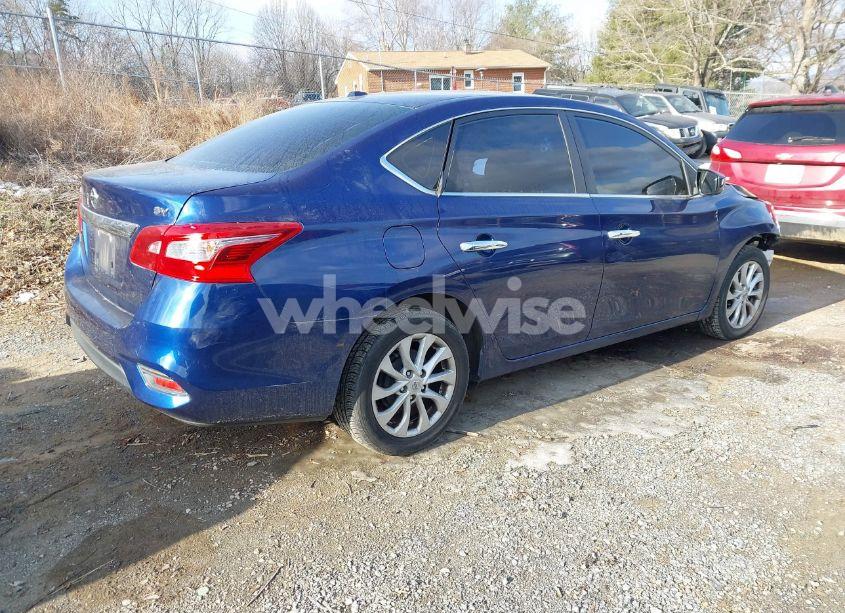 Photo 4 of 2019 Nissan Sentra SV (VIN 3N1AB7AP0KY432988)