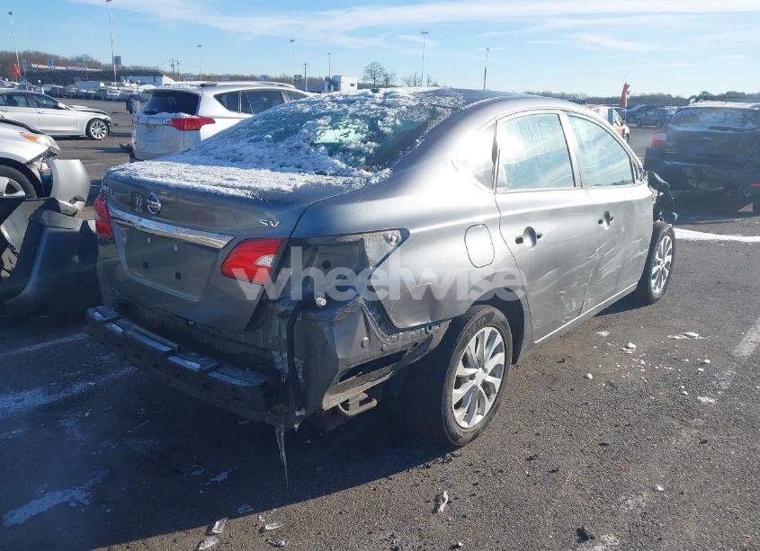 Photo 4 of 2019 Nissan Sentra SV (VIN 3N1AB7AP0KY442694)