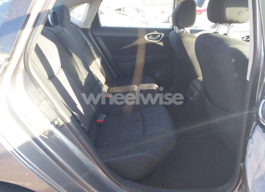 Photo 8 of 2019 Nissan Sentra SV (VIN 3N1AB7AP0KY442694)