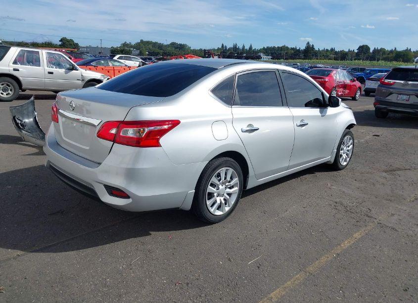 Photo 4 of 2019 Nissan Sentra S (VIN 3N1AB7AP0KY454845)