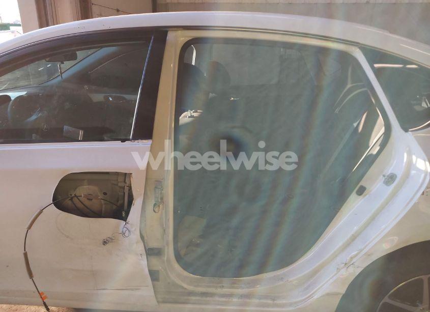 Photo 18 of 2019 Nissan Sentra S (VIN 3N1AB7AP0KY456482)