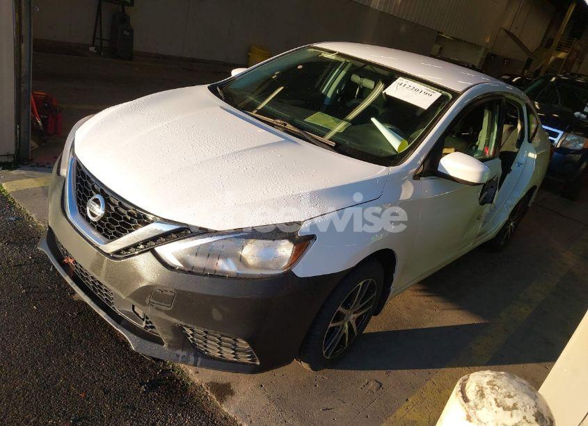 Photo 2 of 2019 Nissan Sentra S (VIN 3N1AB7AP0KY456482)