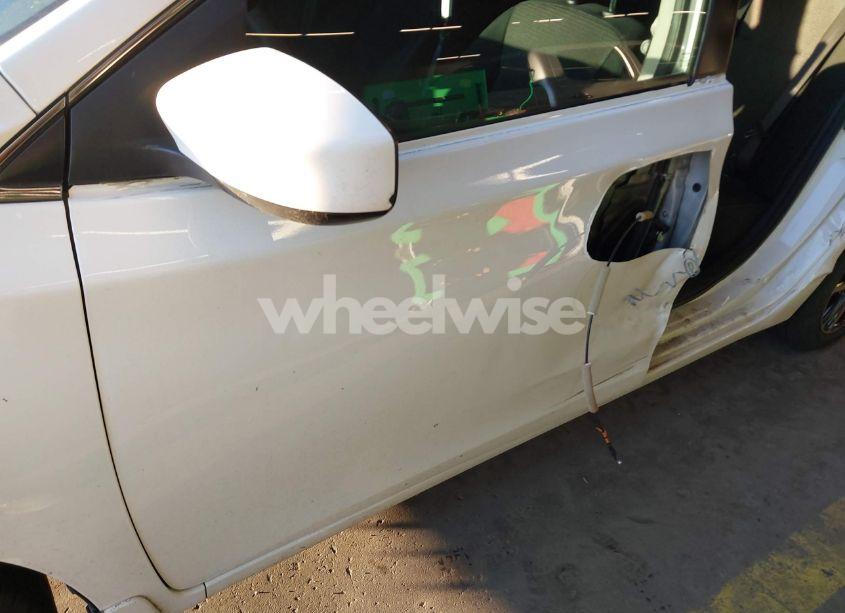 Photo 20 of 2019 Nissan Sentra S (VIN 3N1AB7AP0KY456482)