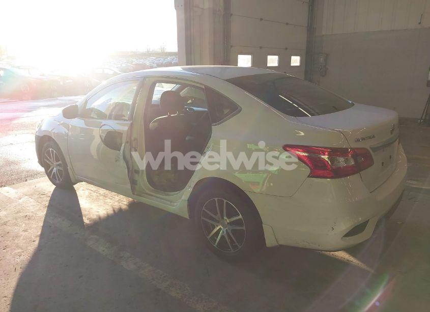 Photo 3 of 2019 Nissan Sentra S (VIN 3N1AB7AP0KY456482)