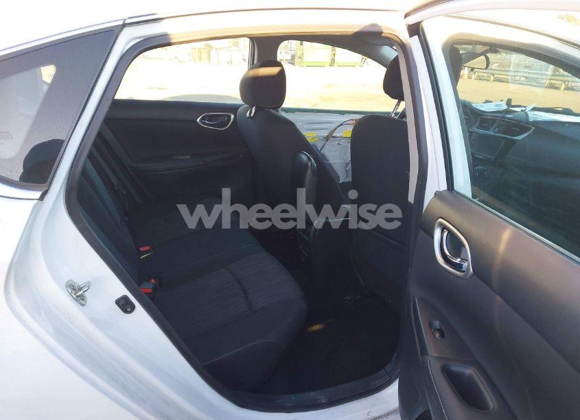 Photo 8 of 2019 Nissan Sentra SV (VIN 3N1AB7AP0KY457163)