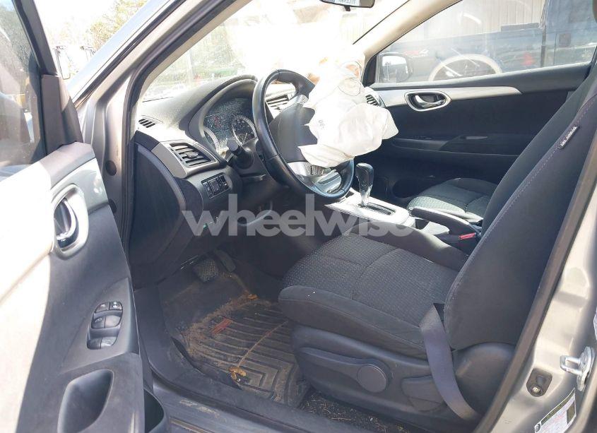 Photo 5 of 2013 Nissan Sentra SR (VIN 3N1AB7AP1DL561614)