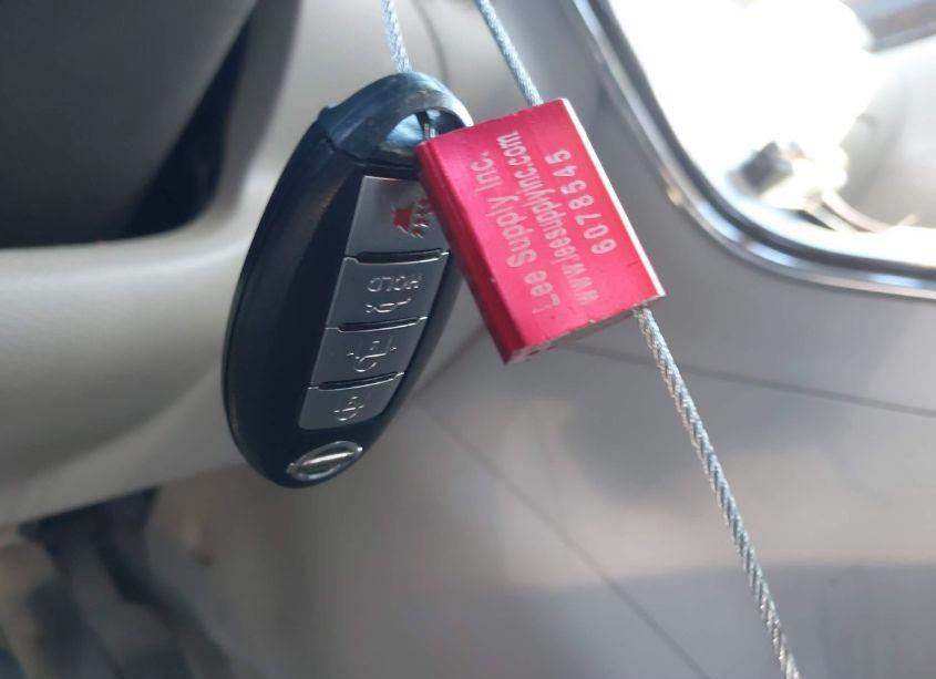 Photo 11 of 2013 Nissan Sentra SL (VIN 3N1AB7AP1DL643097)